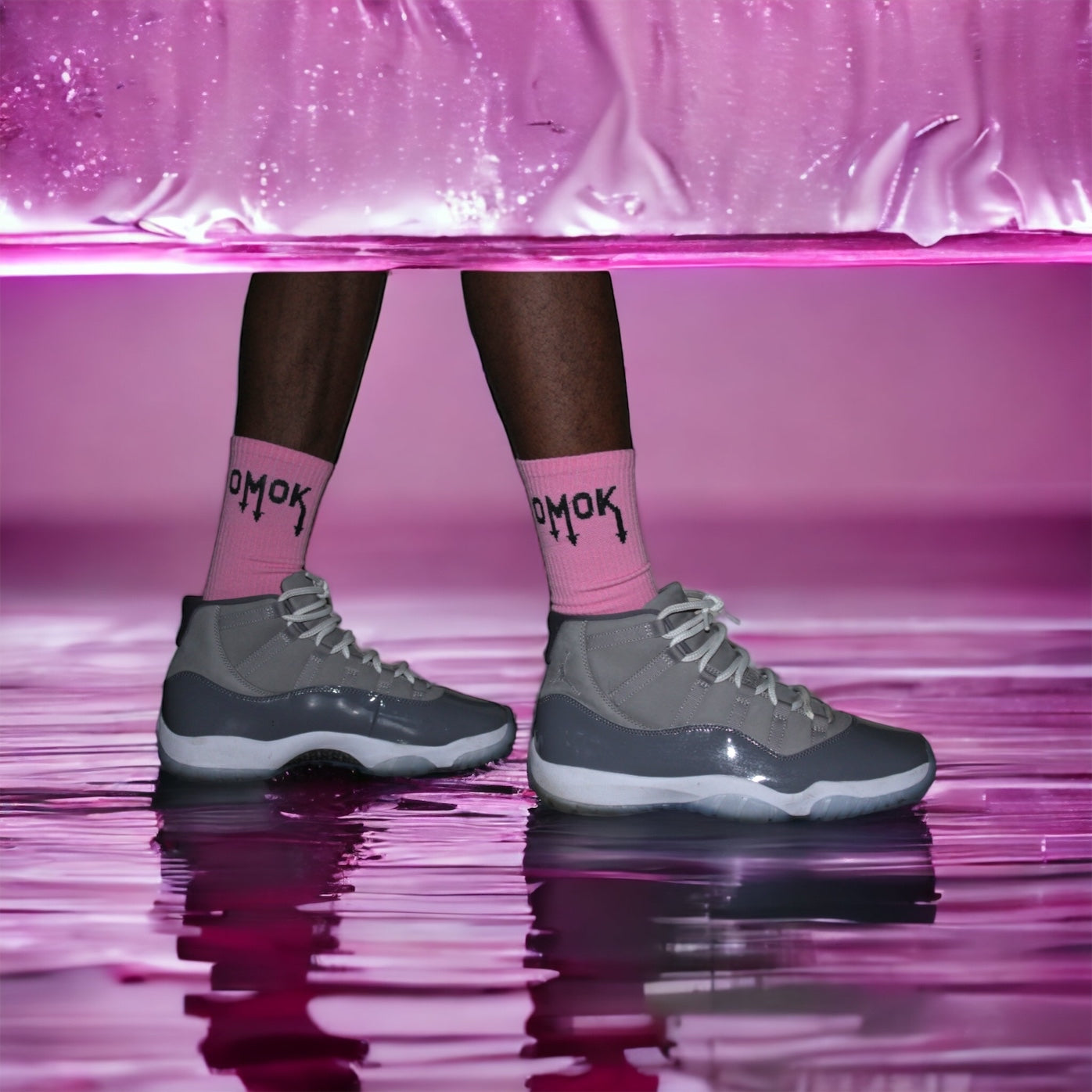 Omok Socks “Pink Matter”