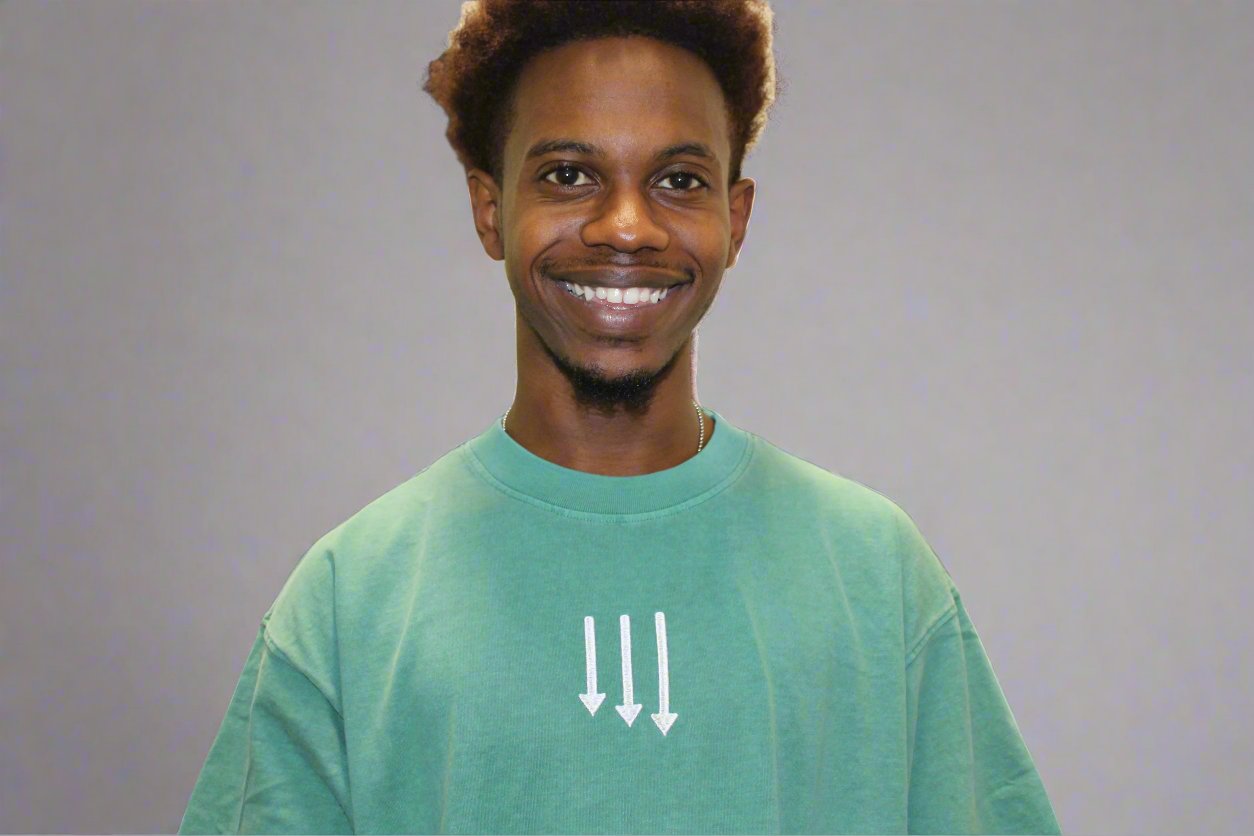 OMOK “Washed Bronze Green” Tee