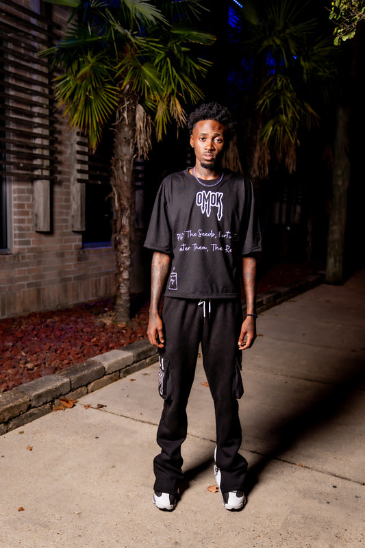 OMOK Cropped Tee "Seeds" (Black)