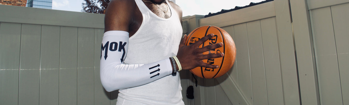 Omok Sleeves (White)