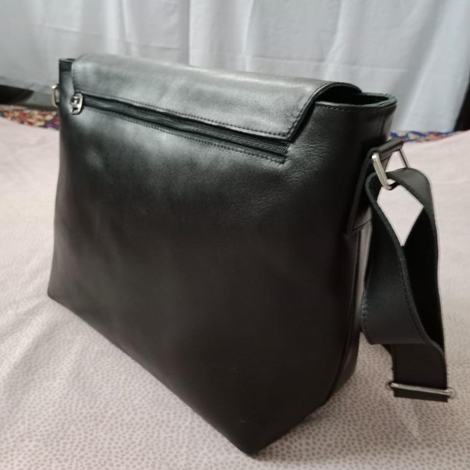 Omok "ATBD"  Messenger Bag