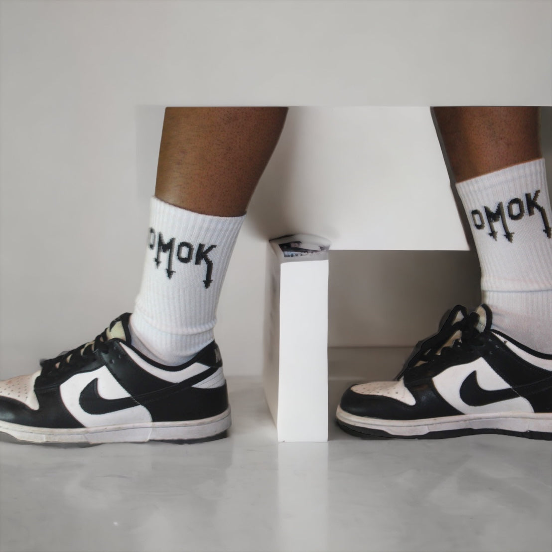 Omok Socks (White)
