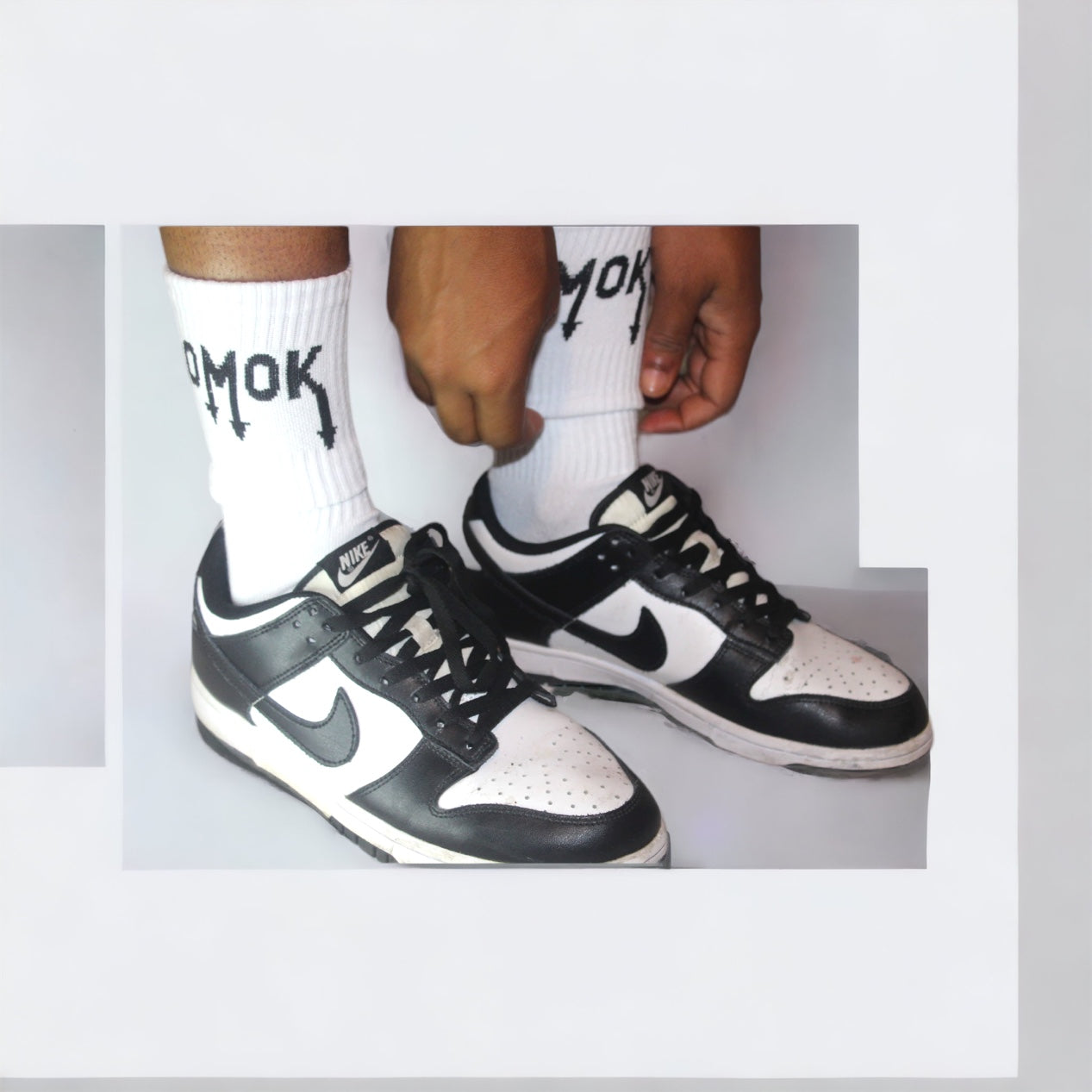 Omok Socks (White)